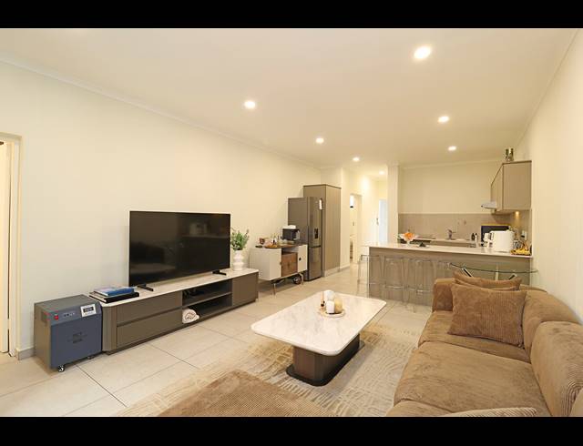 2 BEDROOM APARTMENT FOR SALE IN GREENSTONE HILL